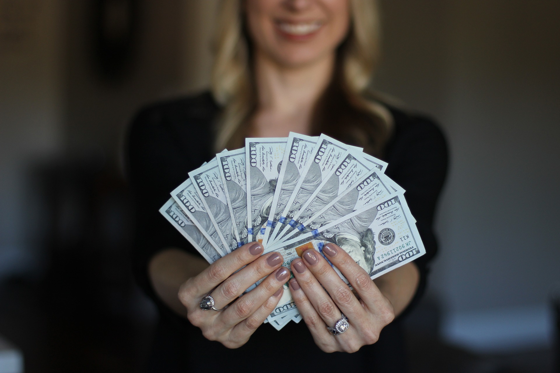  More women are financially independent from men than ever before. Source: sallyjermain / Pixabay 